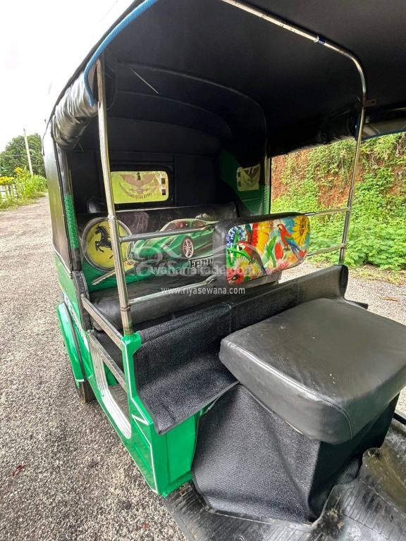 Bajaj RE 2018 Three Wheeler (Used) - Image 1