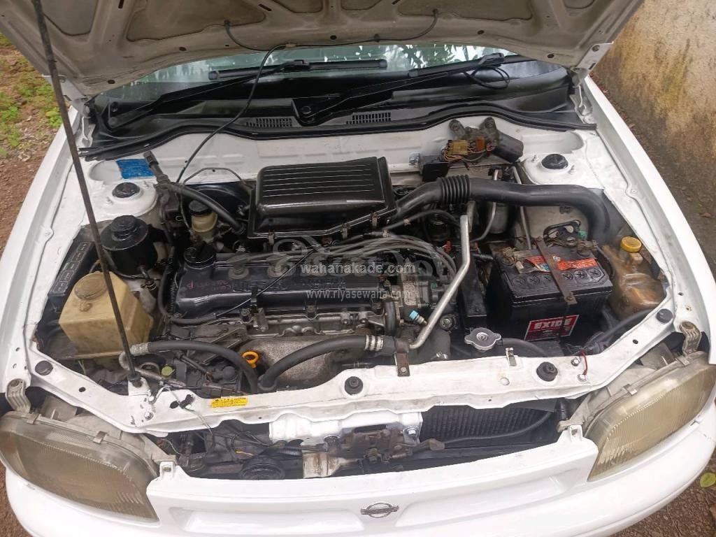 Nissan March (K11) 2002 Hatchback (Used) - Image 5