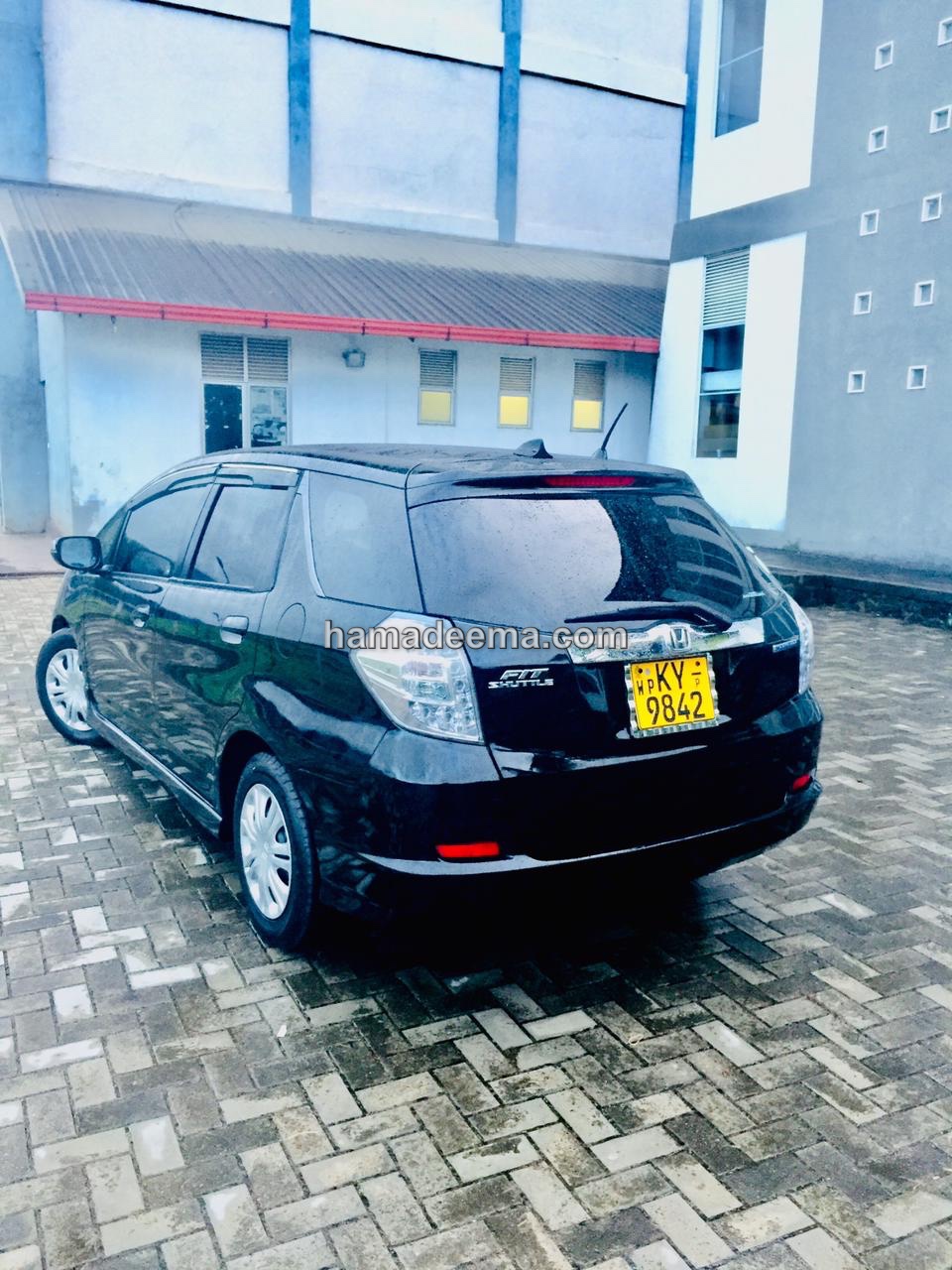 Honda Fit Shuttle 2012 (Reconditioned) - Image 2